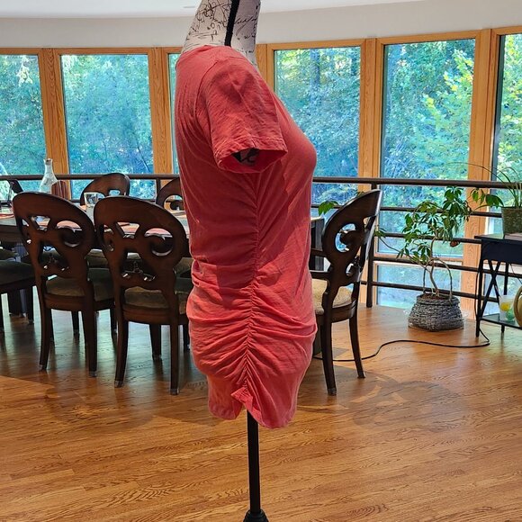 Caslon Soft Coral V-neck Neck T-Shirt - Picture 7 of 8